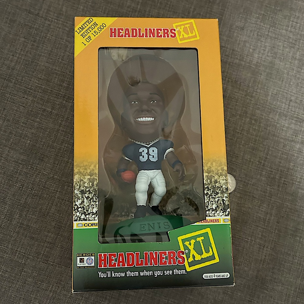 Curtis Enis Headliner XL Figurine